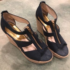 Michael Kors Damita wedge navy, size 8.5